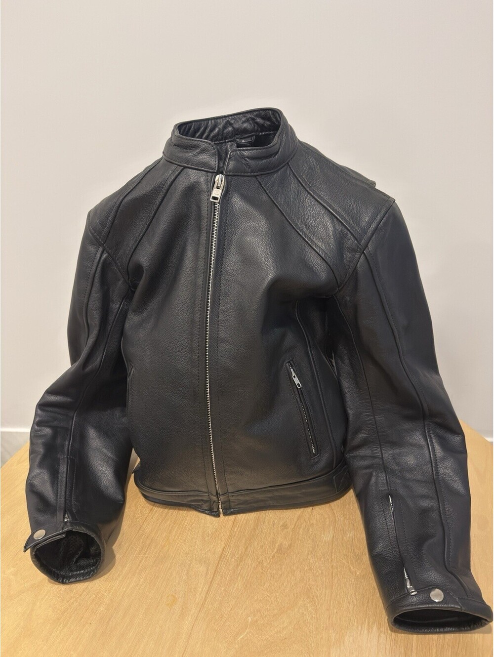 AGV Sport Mens Size Large Classic Style Leather Motorcycle Riding Racing Jacket